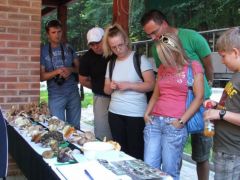 Marika és az első félénk érdeklődők