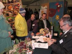 Beesteledett, pihen a stand személyzete