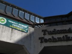 Az új - régi helyszínen