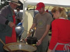 Elkelt a segítség!