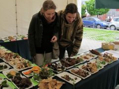 Hárman vannak ám - baba a pocakban!