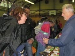 Az iskola tornatermében kaptunk helyet