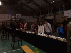 Fél nyolc, lámpaoltás! Elsőre nem ment...