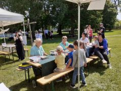 Ide főleg családok jönnek