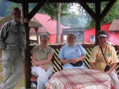 A mű elkészült, az alkotók pihennek