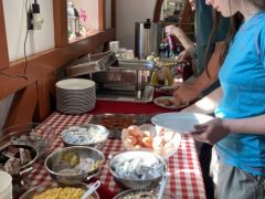 Bőséges büféreggeli