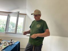 Épp a bíborbélű pöfeteg van kézben