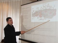 Szarvas József biológus előadása