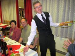 Kezdődhet a vacsora