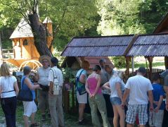 Itt látszik a játékvár is