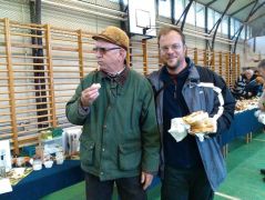 János vizet hordott, most reggelivel kínál