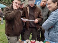 No fiúk! Most legyetek okosak!