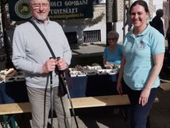 Éva oktatója volt az egyetemen