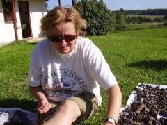 Noémi a trombitagombáival