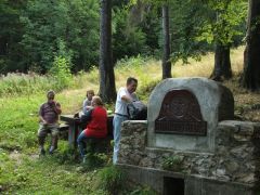 A Kaán Károly forrásnál